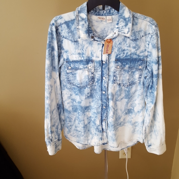 Mudd Tops - Mudd Denim Like Shirt